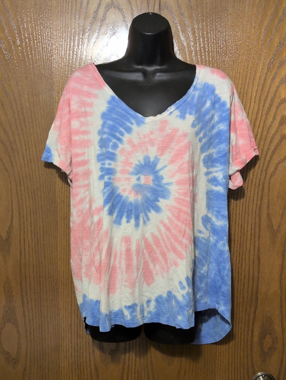 Maurices 24/7 V-Neck Tie-Dye Short Sleeve Tee - Pink & Blue